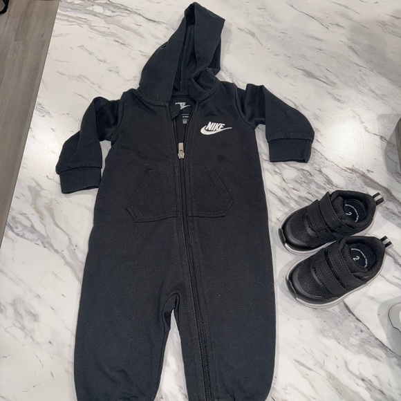 Bundle Carter's Mint Polo and Black Nike Top Set shoes size 2 - Picture 2 of 9